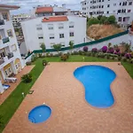 Appartement avec 2 chambre(s) de 100 m² et 2 salle(s) de bains privée(s) à Sao Sebastiao